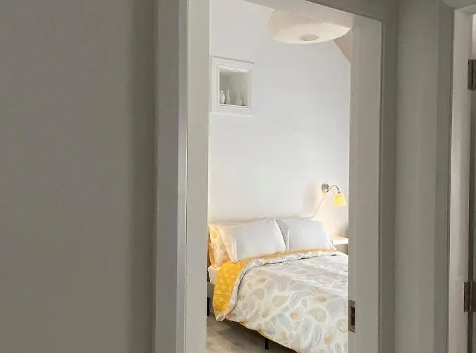 1 Camp Street 3* Oughterard